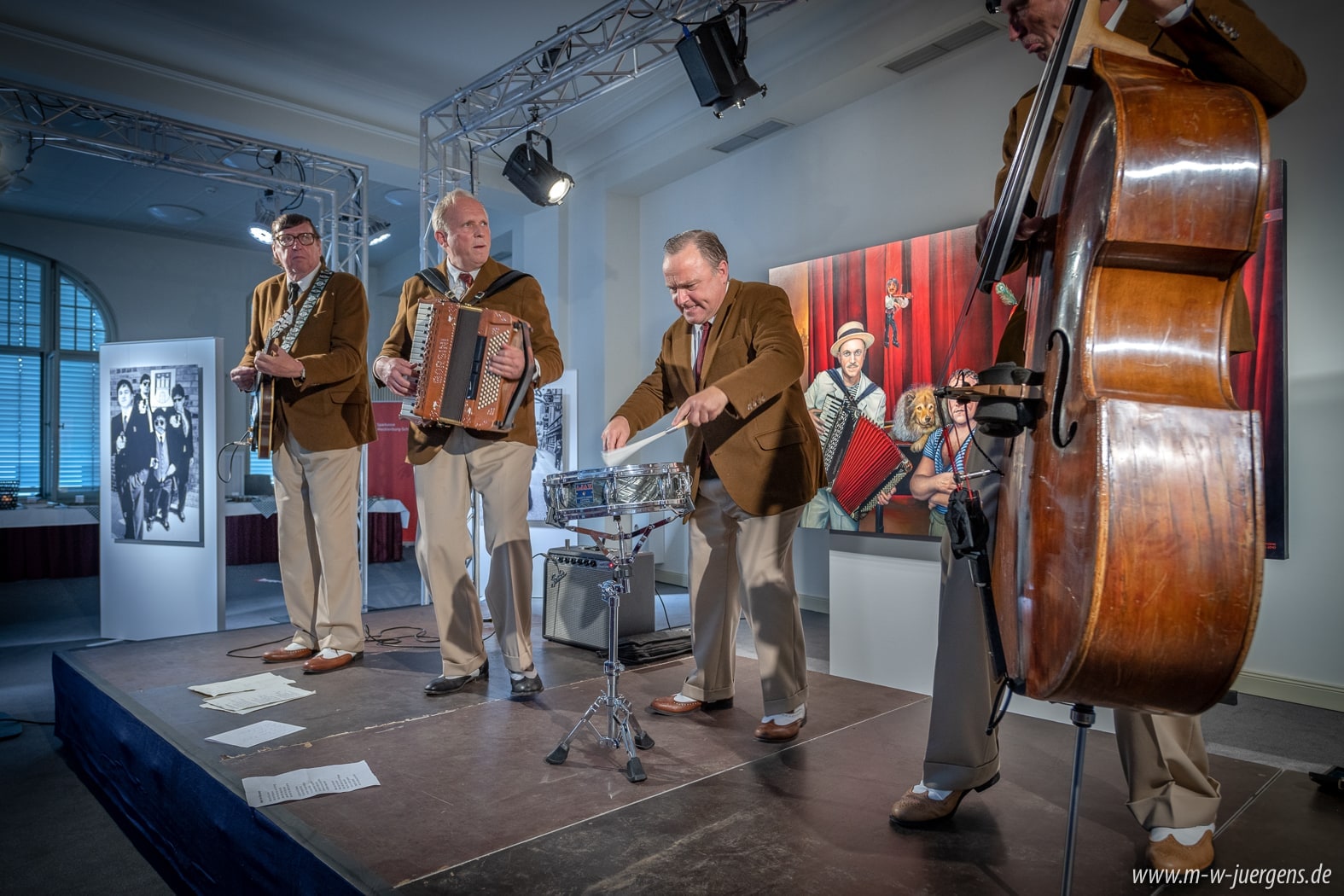 Filmkunstfest Schwerin, Filmkunstfest Schwerin MV, Manfred W. Jürgens, Katharina John, Sparkasse Mecklenburg Schwerin, Historische Kundenhalle Ausstellung