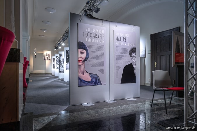 Manfred W. Jürgens, Filmkunstfest Schwerin Filmfest 2021, Ulrich Tukur, Ausstellung Fotografie Malerei, Sparkasse Mecklenburg Schwerin, Historische Kundenhalle